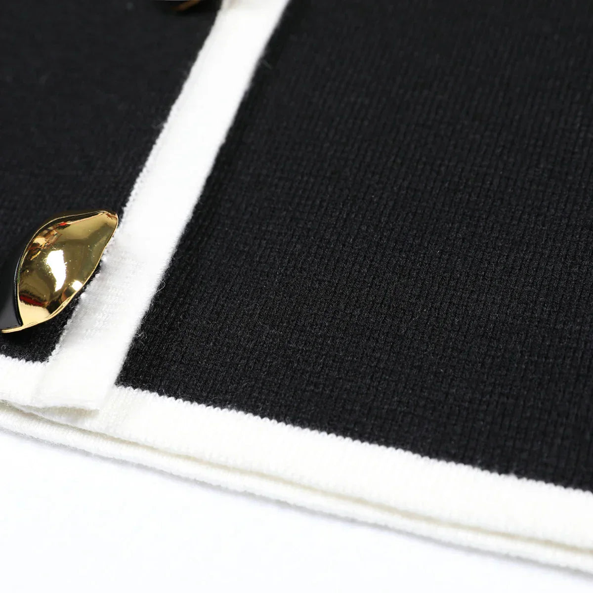 Conjunto de Tricô – Estilo e Conforto em Cada Detalhe