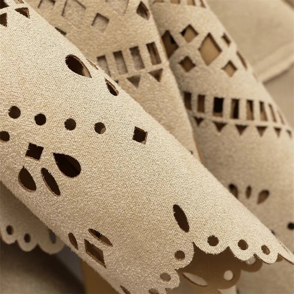 Casaco com Detalhes Vazados – Sofisticação Atemporal e Design Autoral