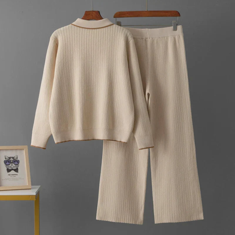Conjunto Feminino - Estilo Francês em Tricô com Gola Polo e Calça Longa