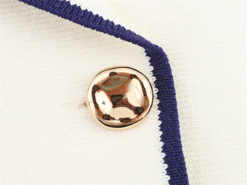 Colete  de Tricô Sem Mangas – Branco com Detalhe, Estilo Casual Chic