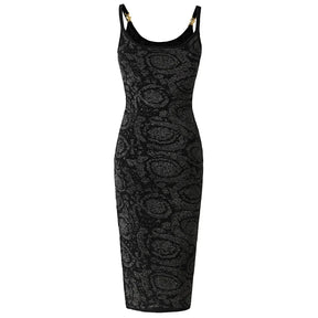 Vestido com Designer Sofisticado - Detalhe dourado na alça