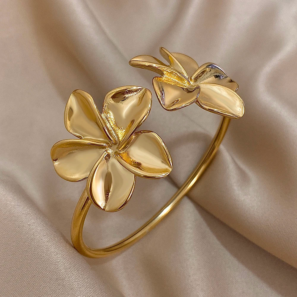 Bracelete de Aço Inoxidável  Dupla Flor  - Bracelete Floral Metal Dourado, à Prova D'Água, Joia para Festa