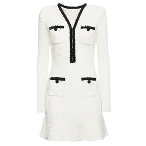 Vestido Bicolor – Decote V, Manga Longa, Slim Fit com Bolsos Bordados