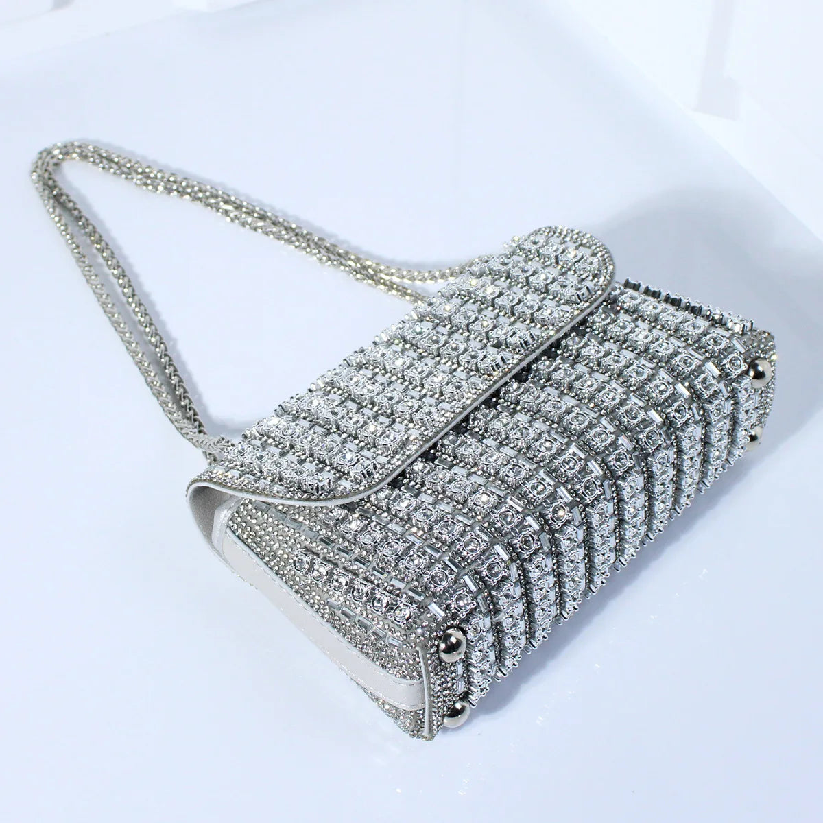 Bolsa Glamour Prateada com Brilho de Strass