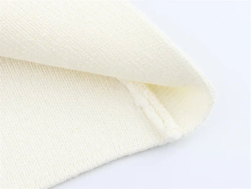 Colete  de Tricô Sem Mangas – Branco com Detalhe, Estilo Casual Chic