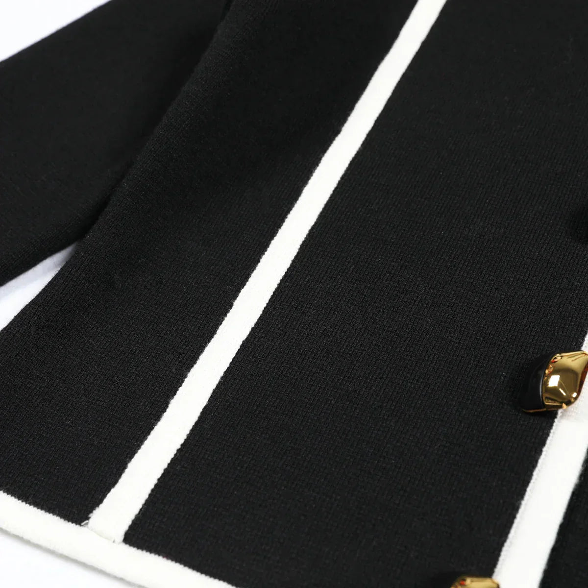 Conjunto de Tricô – Estilo e Conforto em Cada Detalhe