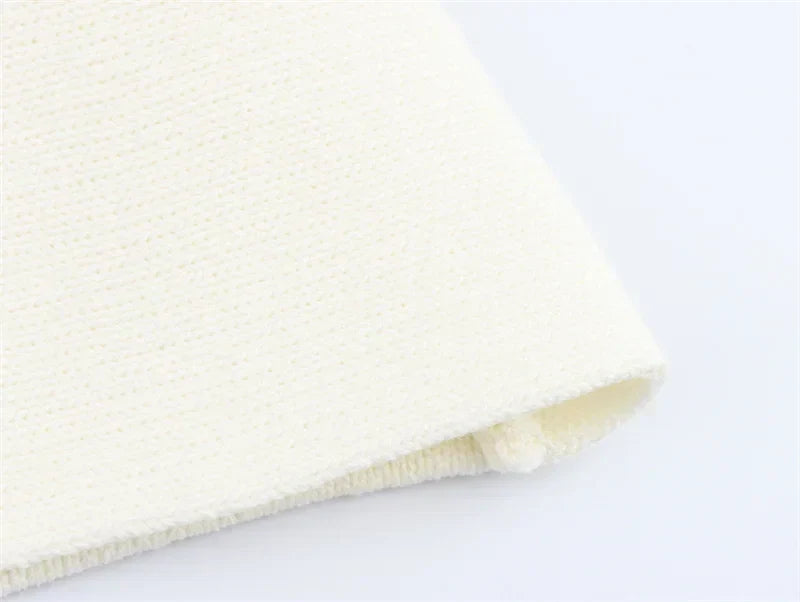 Colete  de Tricô Sem Mangas – Branco com Detalhe, Estilo Casual Chic