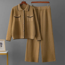 Conjunto Feminino - Estilo Francês em Tricô com Gola Polo e Calça Longa